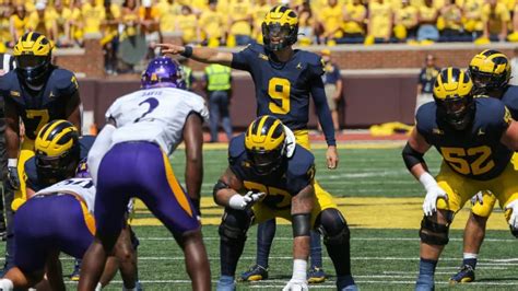 Heisman Trophy odds for 2023: J.J. McCarthy, Marvin Harrison .